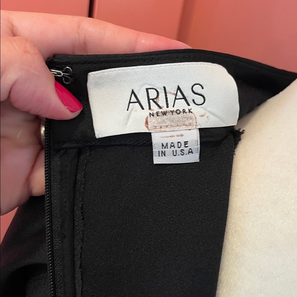 Arias New York Halter Neck Dress - Picture 12 of 15